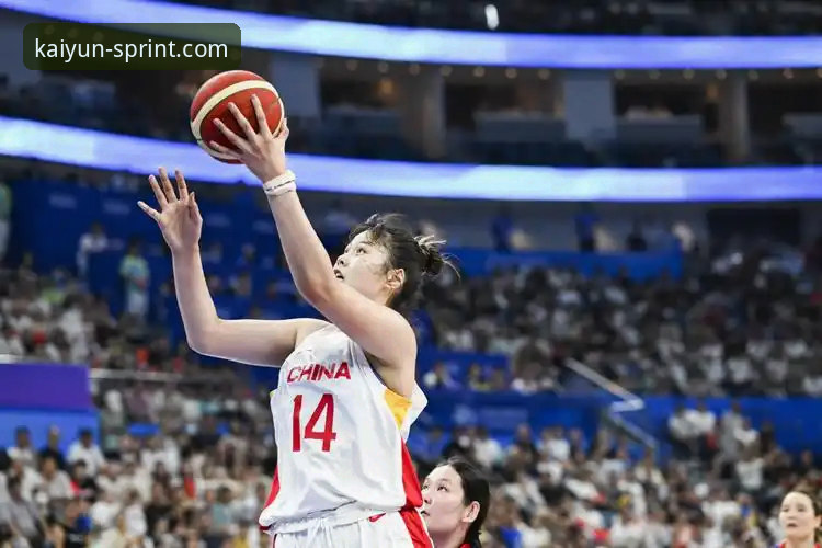 战术博弈与个人英雄主义：中国女篮的胜利方程式